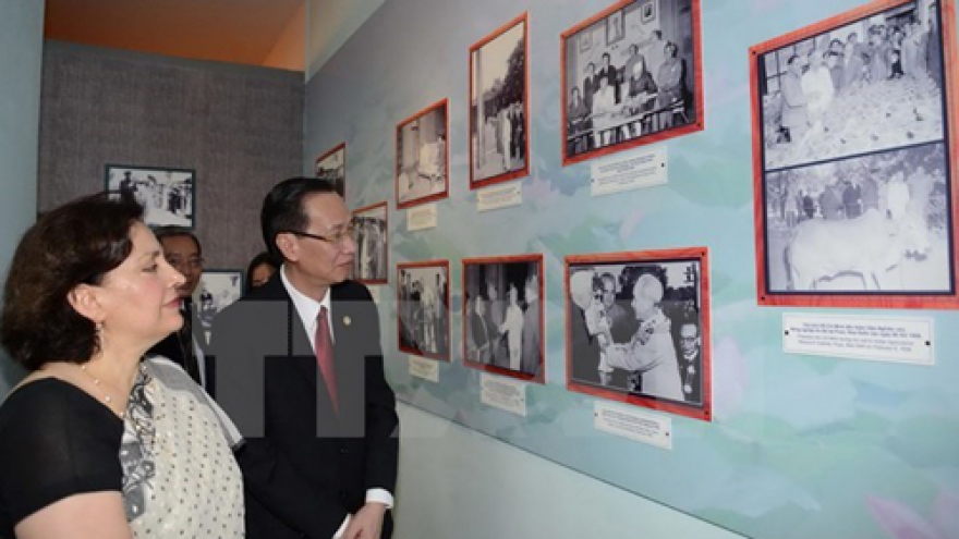 Exhibition on Vietnam-India friendship opens in HCM City