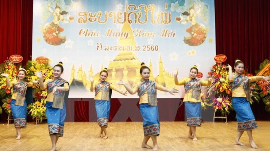 Winners of songwriting contest on Vietnam-Laos relations announced