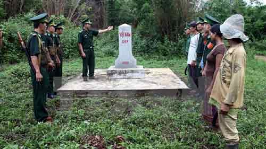 Project on fostering Vietnam-Laos border management reviewed