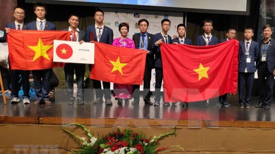 Vietnam claims 7 medals at int’l astronomy-astrophysics olympiad