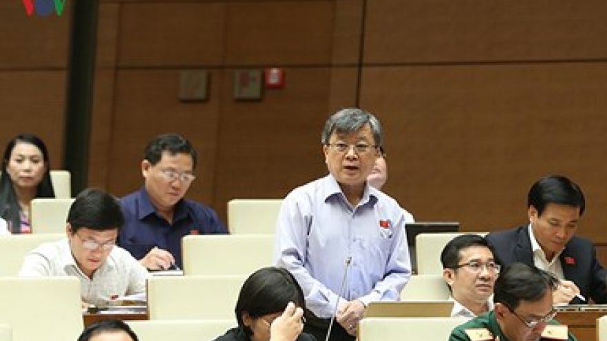 SBV Governor, Information Minister grilled at continued Q&A session 