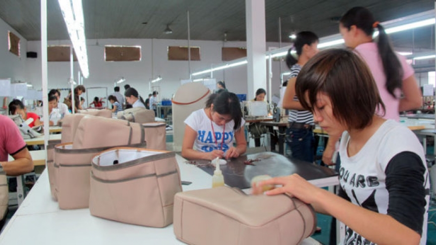 Bag, suitcase and umbrella exports obtain sharp growth in March