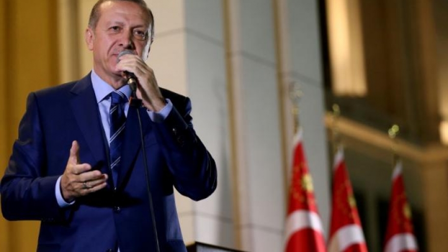 Turkey's Erdogan links coup suspects, PKK to bomb attacks