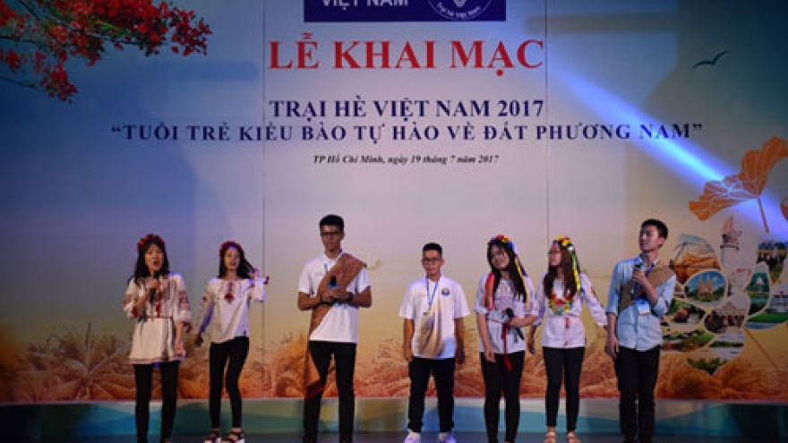 OVs from 29 nations attend 2018 summer camp in Vietnam