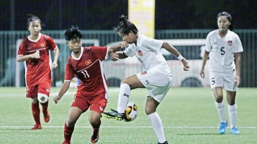 Int’l U15 girls’ football tournament opens in Hanoi