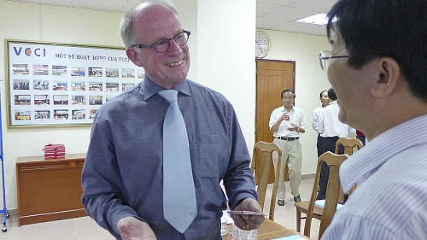 Learning on the job is necessary: Dutch expert