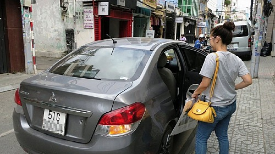 Uber faces new legal hurdles in Vietnam