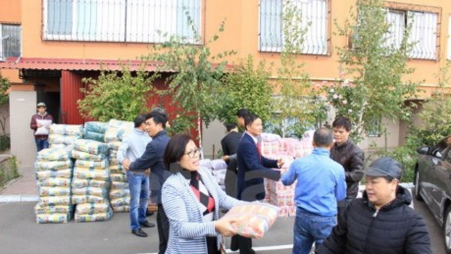 Overseas Vietnamese share difficulties with Ukrainian people