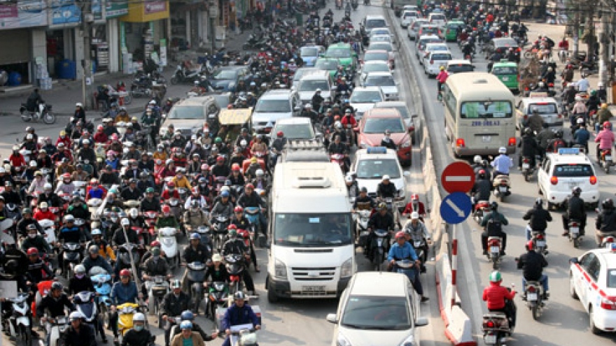 
        Hanoi gets creative with solutions for traffic congestion woes
                              