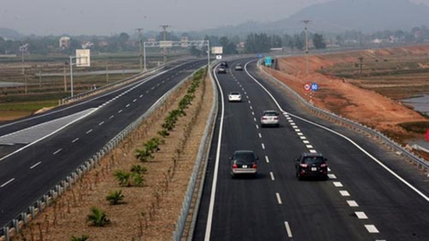 Vietnam cross-border road transport needs major upgrade