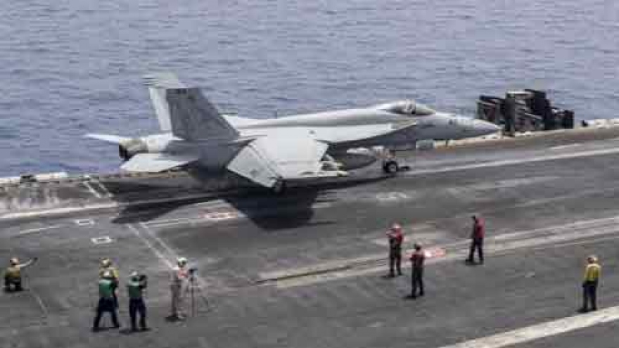 US fighter jets bomb 16 more IS targets in Syria, Iraq