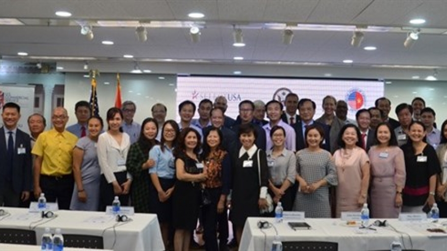 'Invest in the US' seminar held in Vietnam