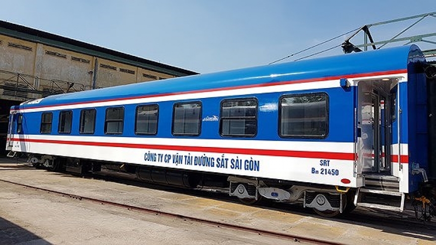 Saigon Railway adds 10 ‘five-star’ carriages for Tet holiday