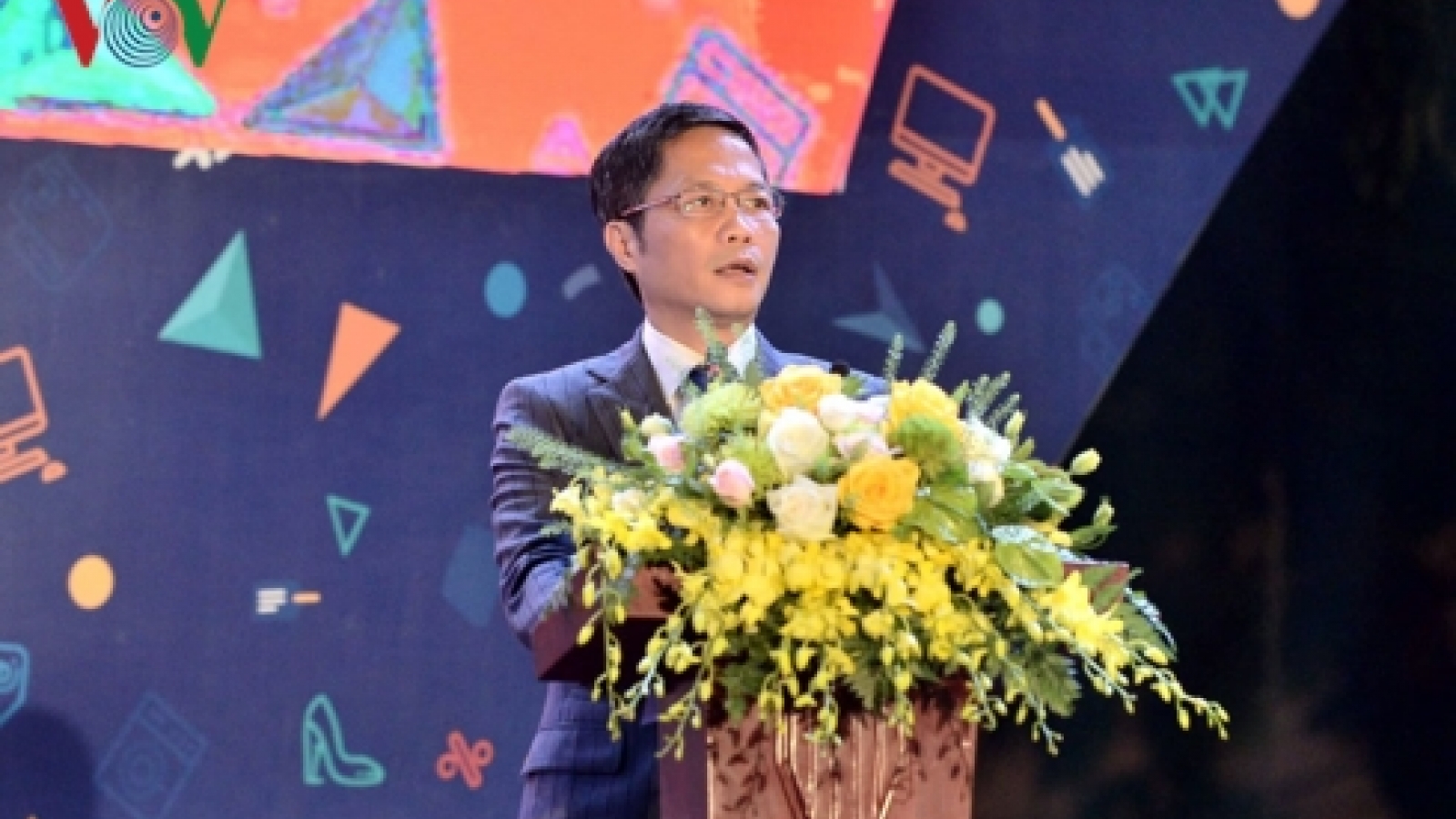 Digital technology and e-commerce week launched in Hanoi