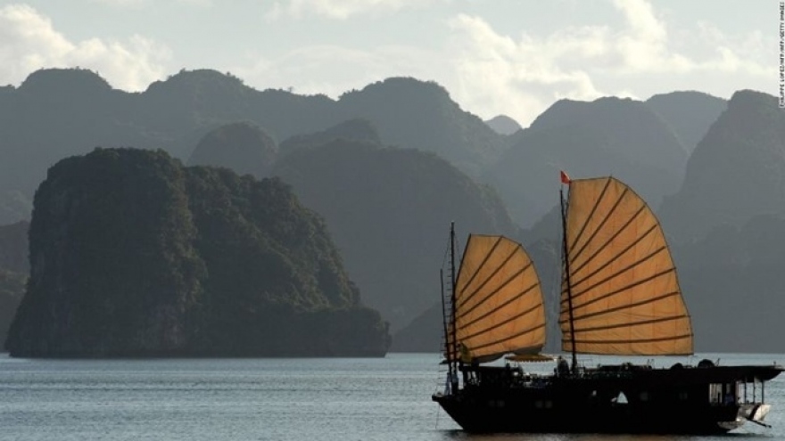 Ha Long Bay among world’s top 50 natural wonders 