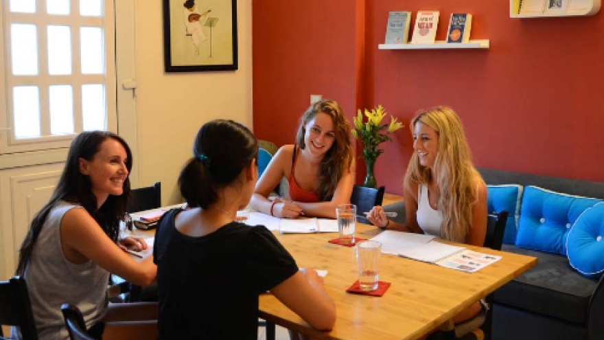 The best places to study Vietnamese in Hanoi