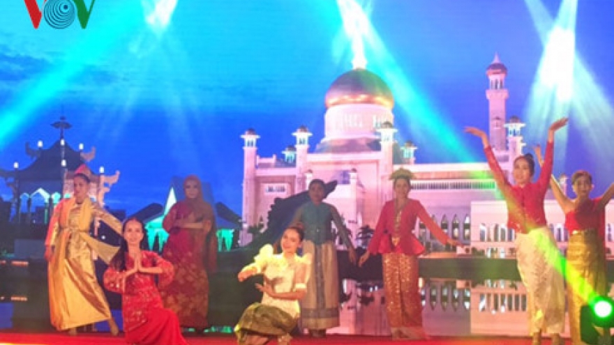 ASEAN village opens in HCM City 
