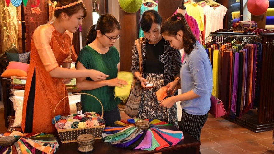 Hanoi artisan preserves the soul of Van Phuc silk village