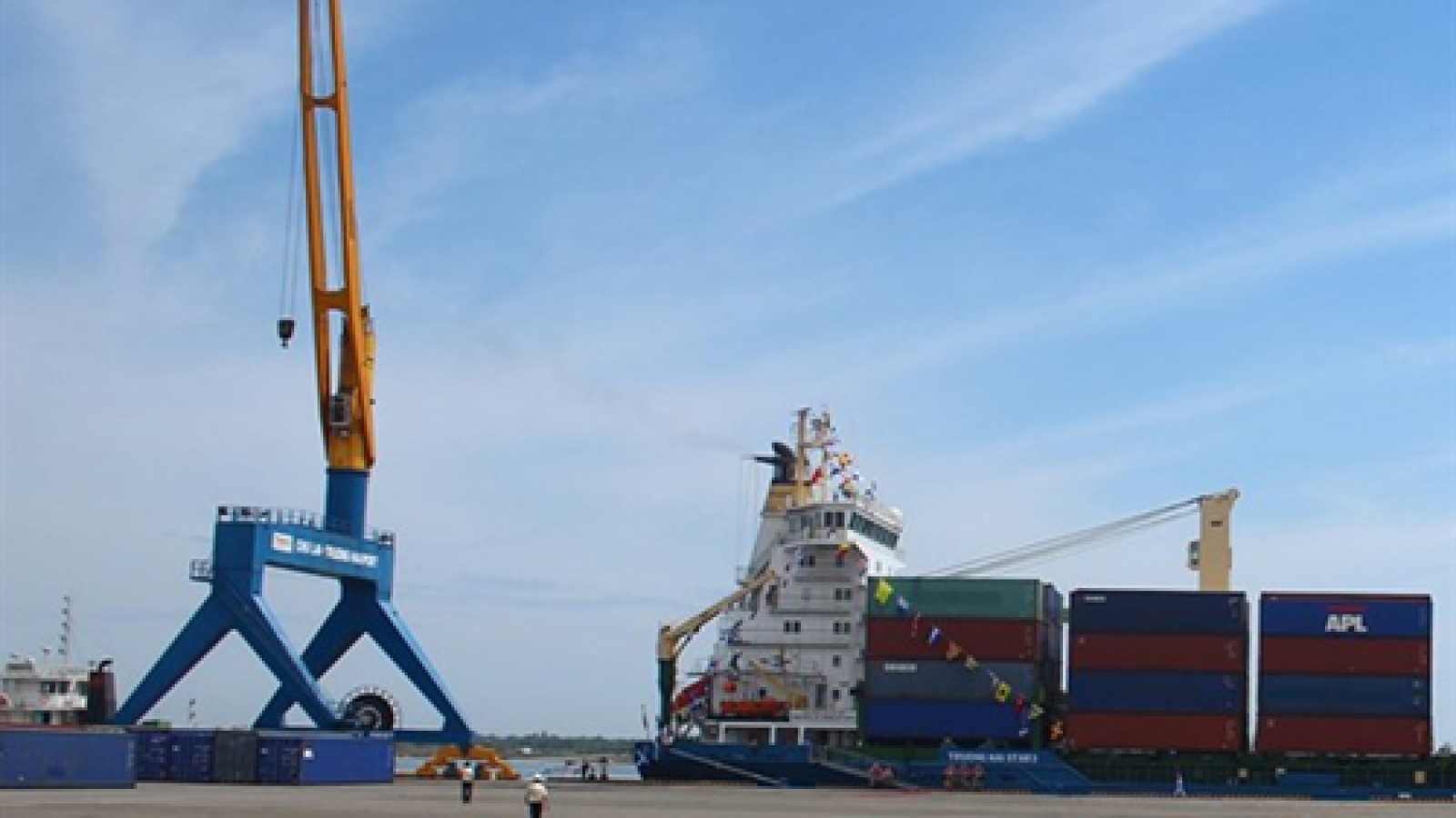 Vietnam services market open: VCCI