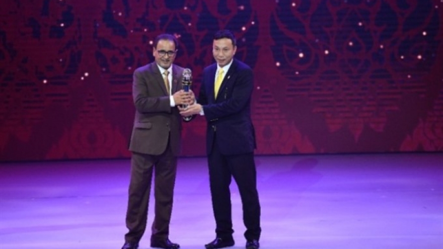 VFF receives AFC award for developing members