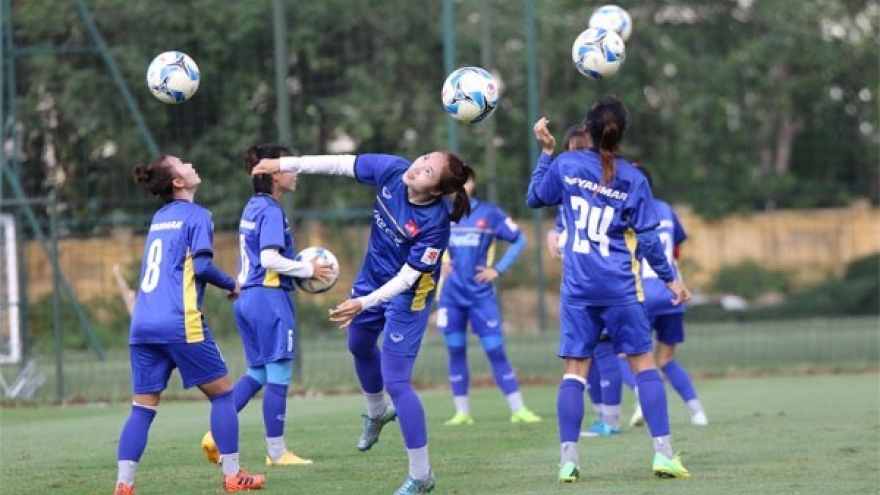 
        National women football team prepares for ASIAD 2018
                              