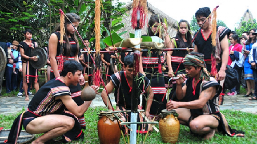 Xo Dang epics add color to Central Highlands ethnic culture
