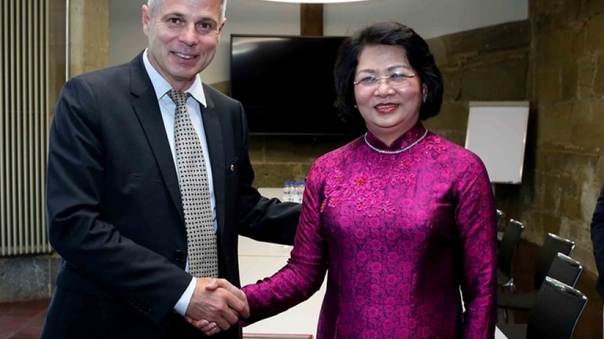 Vice President hopes for Swiss state’s stronger ties with Vietnamese localities