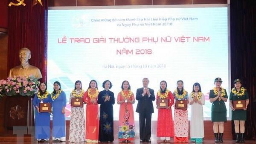 Vietnamese women honoured for positive contributions to society