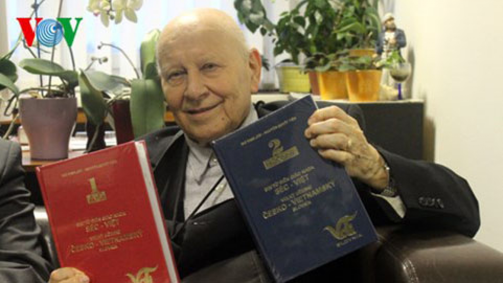 Czech-Vietnamese dictionary: A symbol of friendship