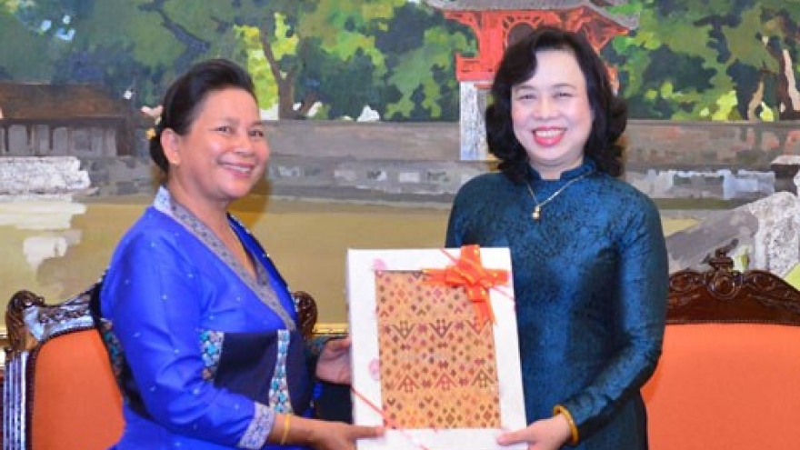 Hanoi, Vientiane women look to forge business partnerships