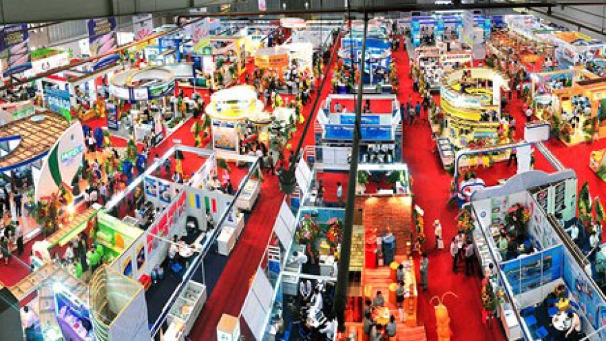 Vietfish 2015 opens in Ho Chi Minh City