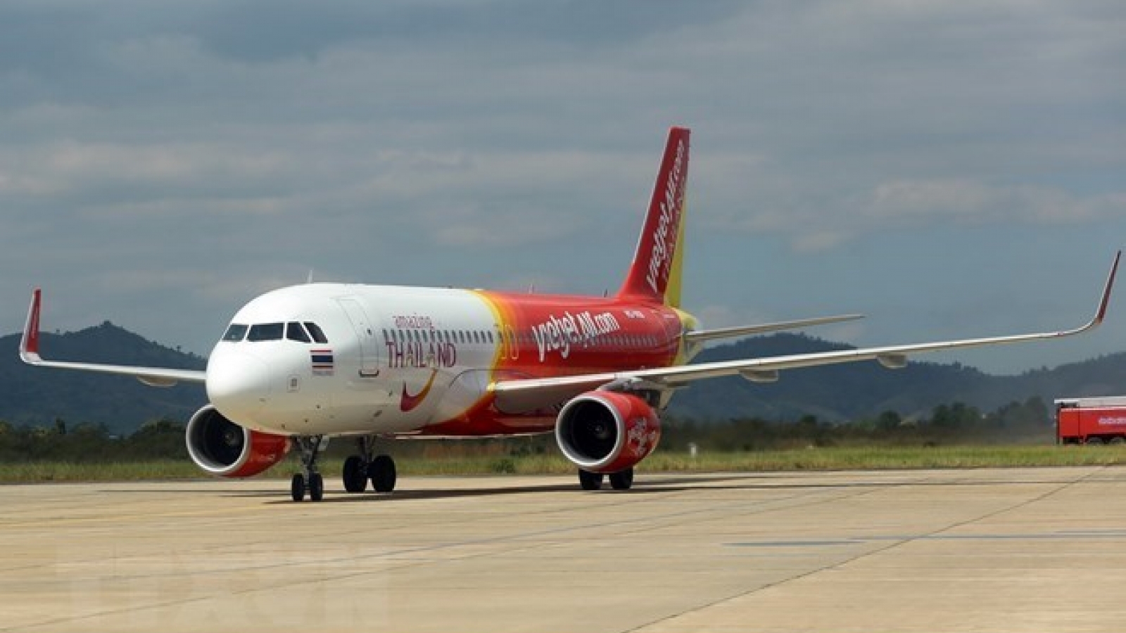 Vietjet partners up with Can Tho in promoting tourism