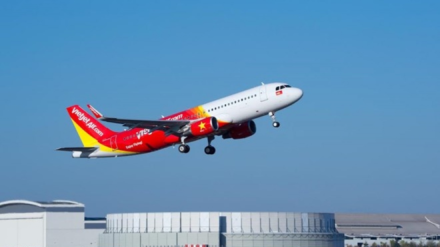 Vietjet airline records positive business results in Q1, 2017