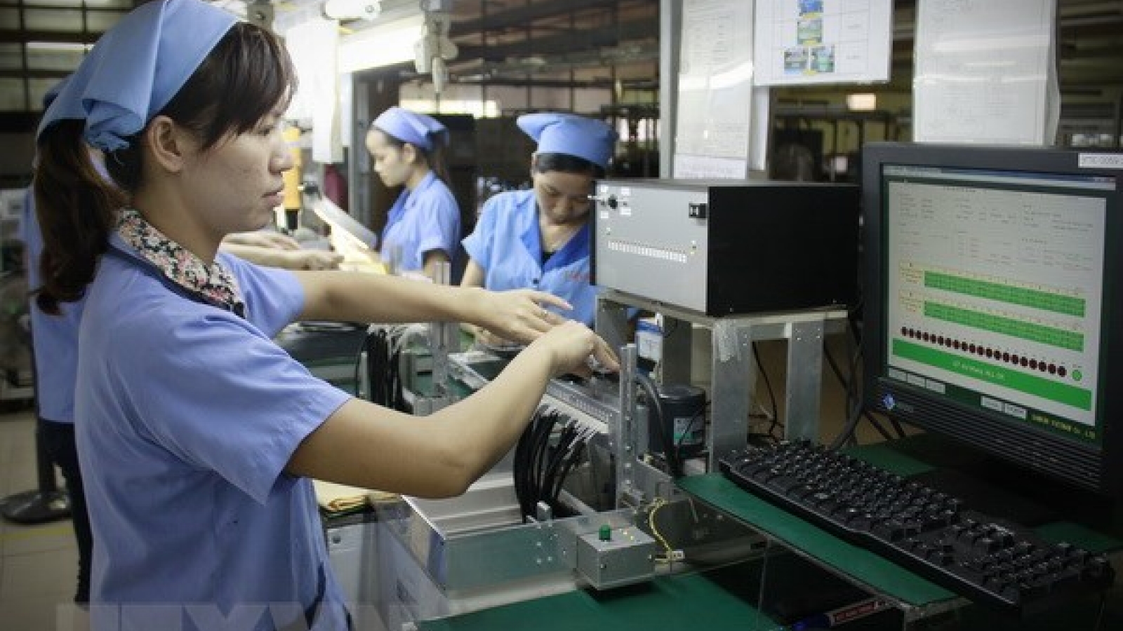 Vietnam could benefit most in Asia from US-China trade war: experts