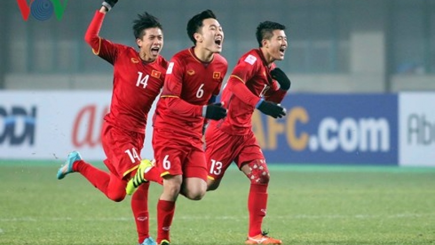Vietnam’s Ambassador to China visits Vietnam U23 squad