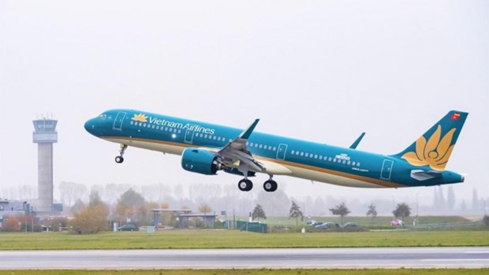 Vietnam Airlines to launch two direct routes to China’s Shenzhen