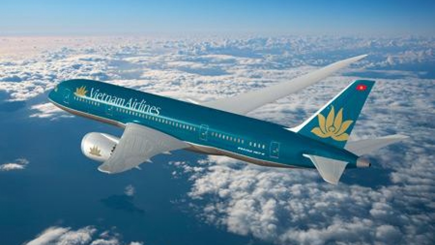 Airlines offer low fares for New Year flights