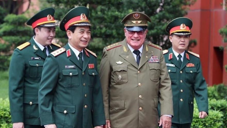 Vietnam, Cuba enjoy fruitful defence cooperation: general staff chiefs