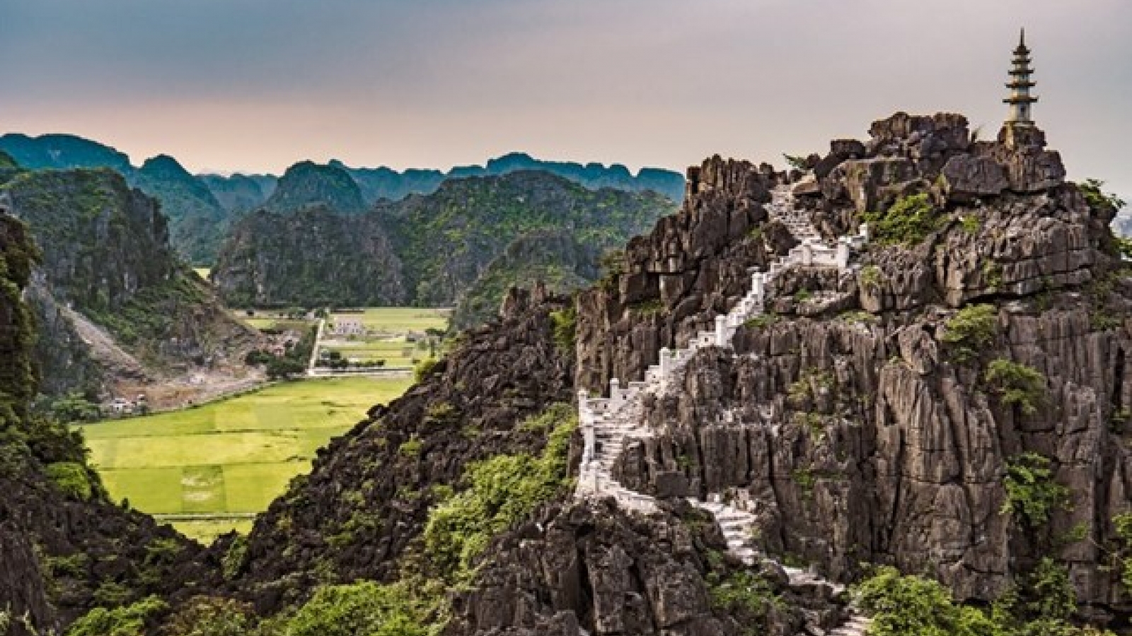 US magazine names Vietnam in top 10 Best Countries