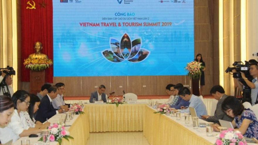 Hanoi to host travel and tourism summit in December