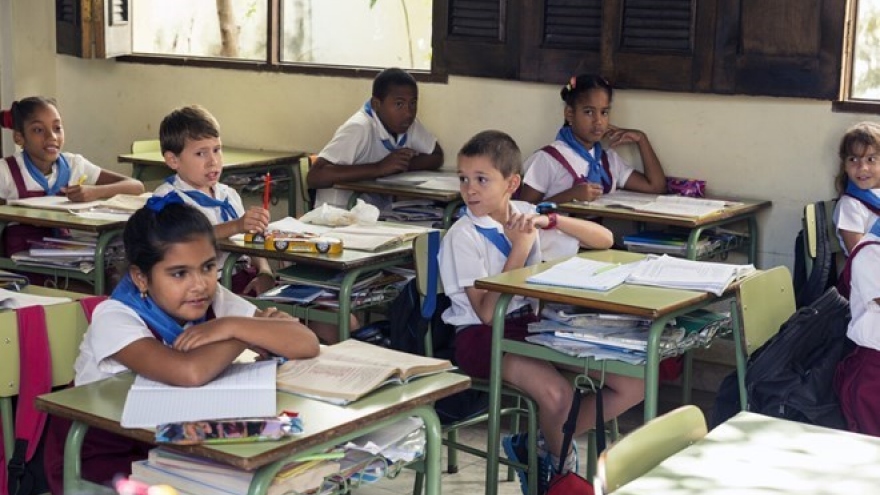 
        Vietnam-Cuba friendship school built for Cuban handicapped children
                              