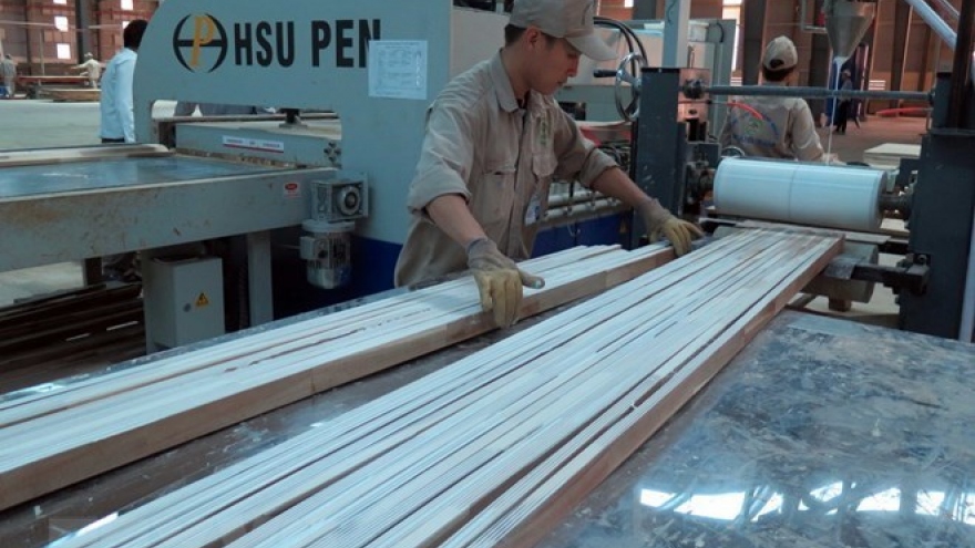 
        Forestry exports rise by 16% in 2018
                              