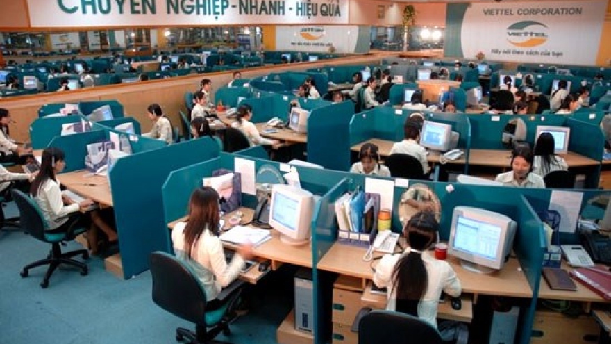 
        Vietnam’s top telecom firm wins mobile license in Myanmar
                              