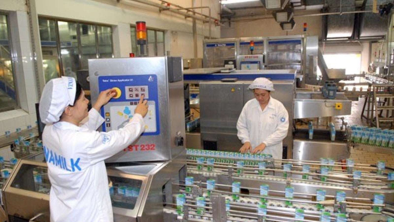 Fraser & Neave to buy more Vinamilk shares