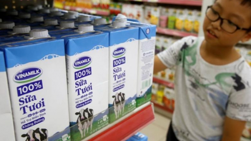 Vietnam state investor to sell 3.33 pct of Vinamilk on Nov. 10