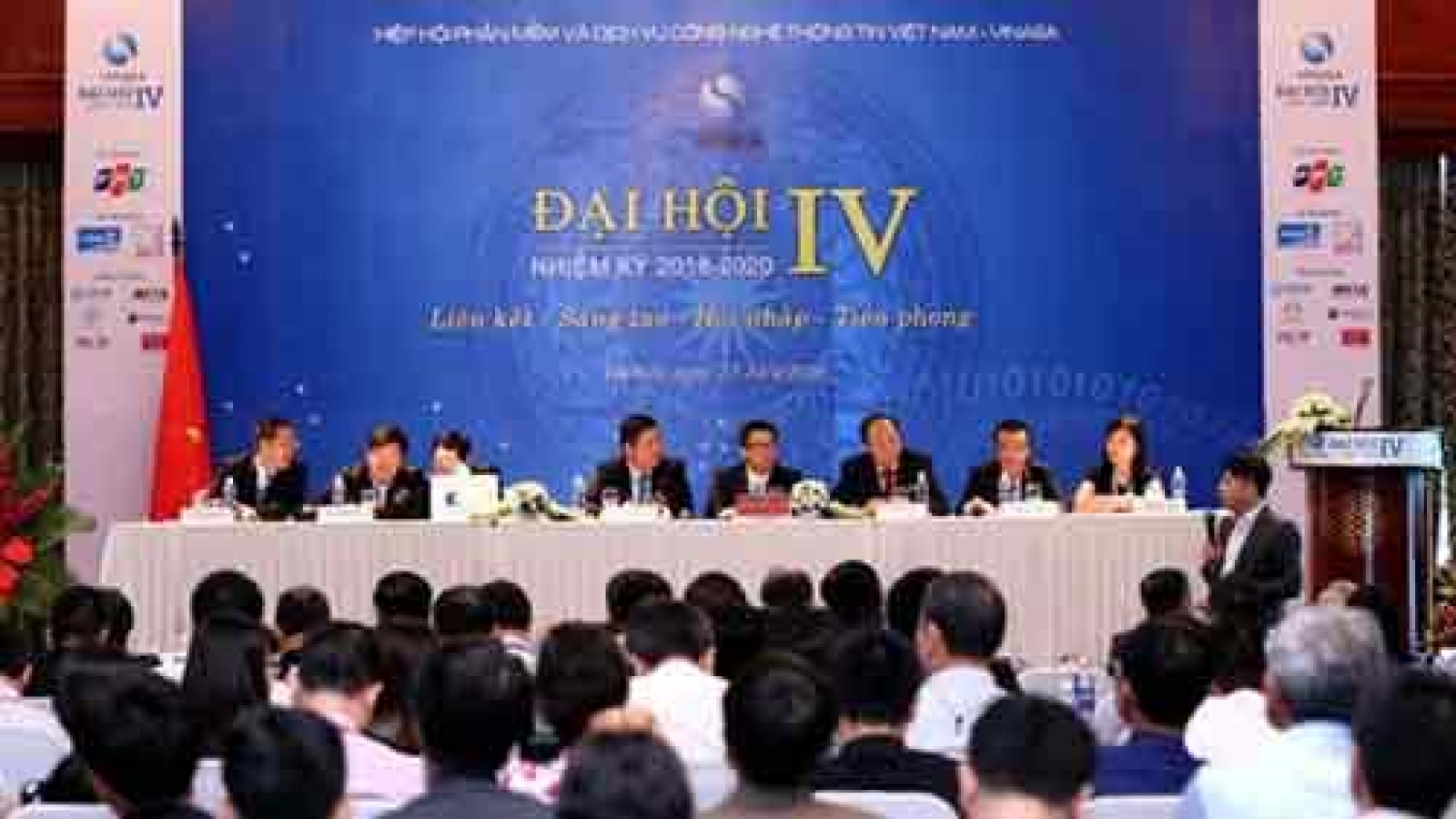 VINASA urged to further develop IT