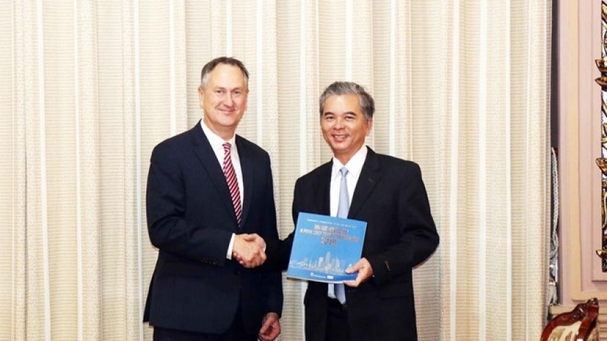 HCM City, US company cooperate in boosting online payment