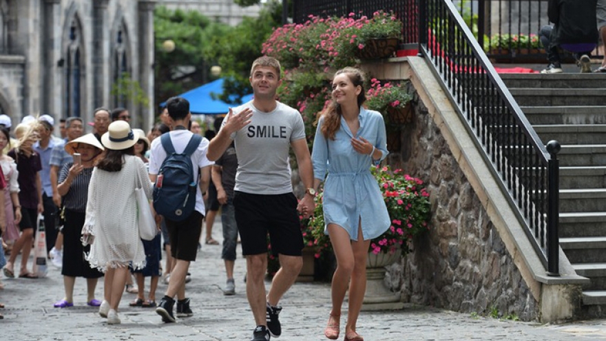 Relaxed visa policy could be ‘magic wand’ for Vietnam’s tourism