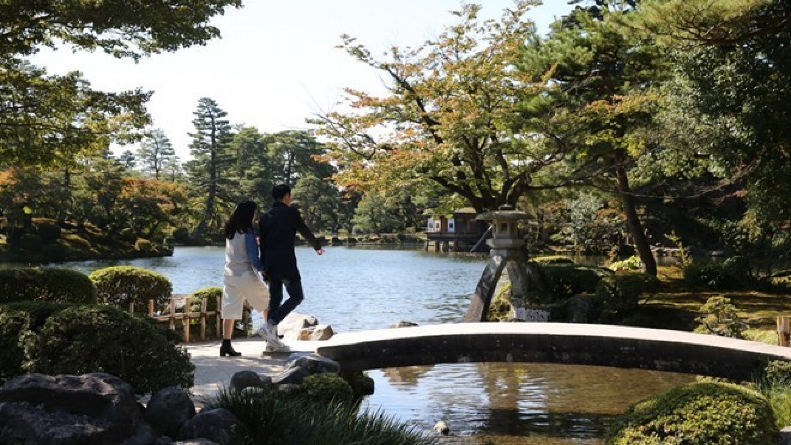 Vietnam becomes fourth largest recipient of Japanese visas