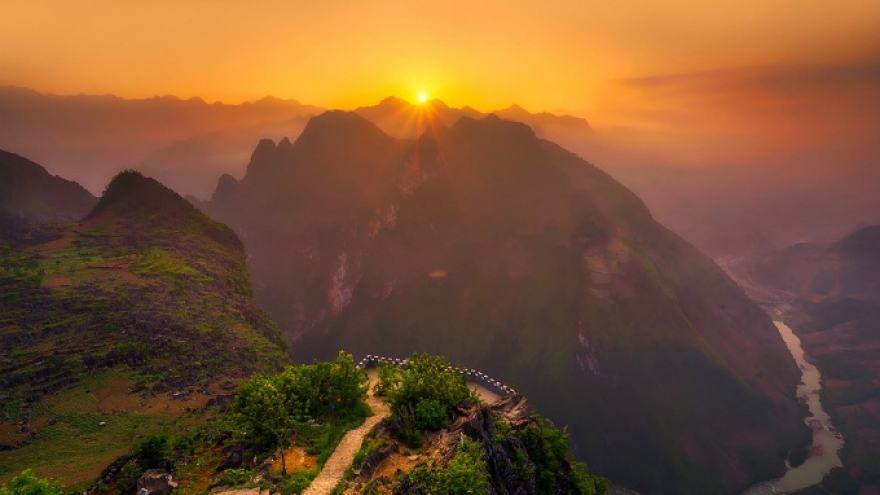 Vietnam wins prestigious award as Asia’s leading tourist destination